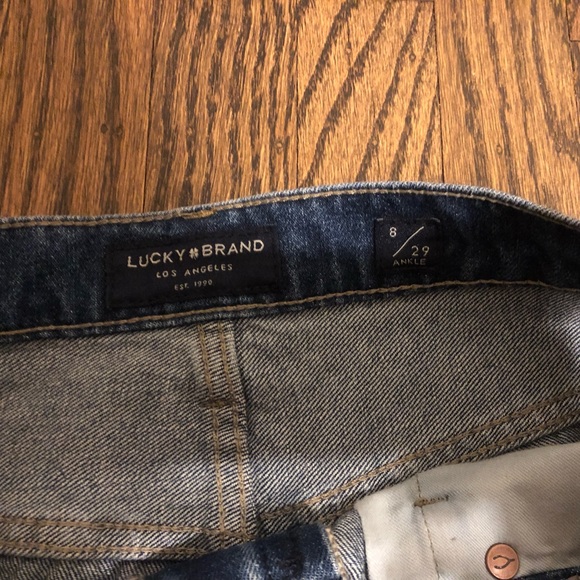 Lucky Brand “Drew” Cropped Mom Jean - Picture 5 of 9